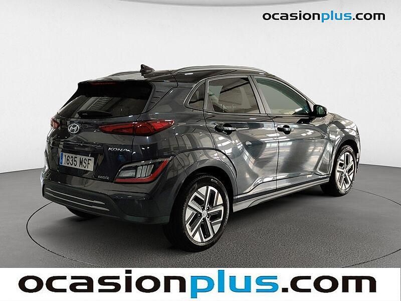 Usado Hyundai Kona 100 kW (136 CV) 2024 Gris SUV