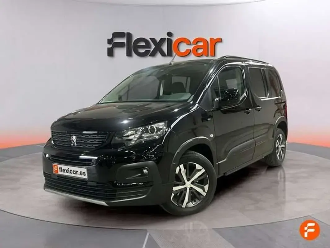 Usado Peugeot Rifter GT 131 CV (96 kW) 2023 Azul Monovolumen