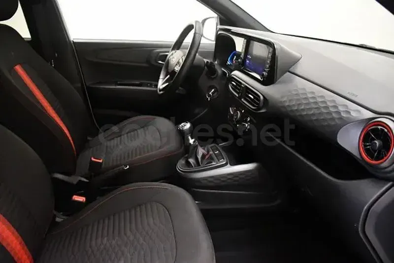 Usado Hyundai i10 N Line 79 CV (58 kW) 2025 Blanco Utilitario