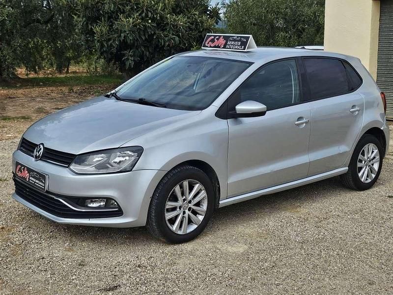 Plateado Usado 2016 VW Polo Utilitario | 9490 € (Precio justo) - Imagen 1/4