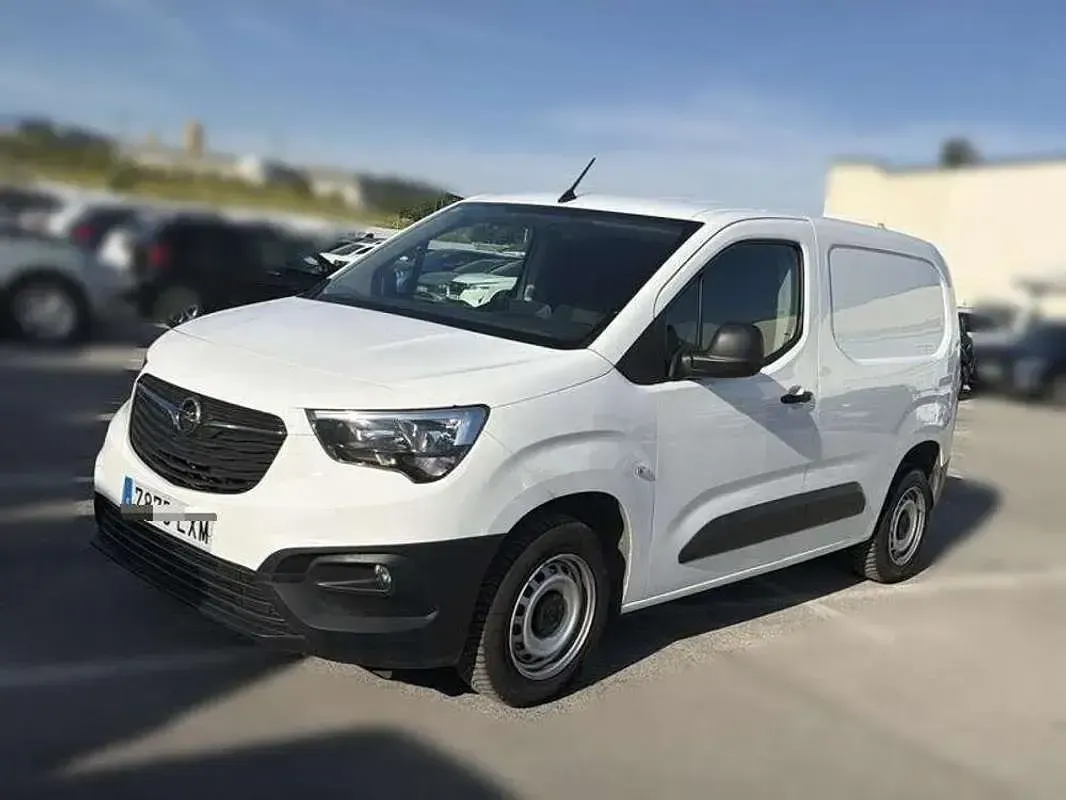 Usado Opel Combo 102 CV (75 kW) 2022 Blanco Monovolumen
