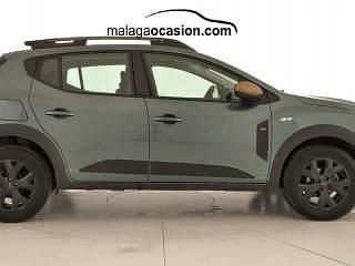 Usado Dacia Sandero Extreme 101 CV (74 kW) 2025 Verde Berlina