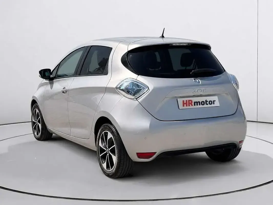 Usado Renault Zoe Intens 64 kW (88 CV) 2018 Gris Utilitario
