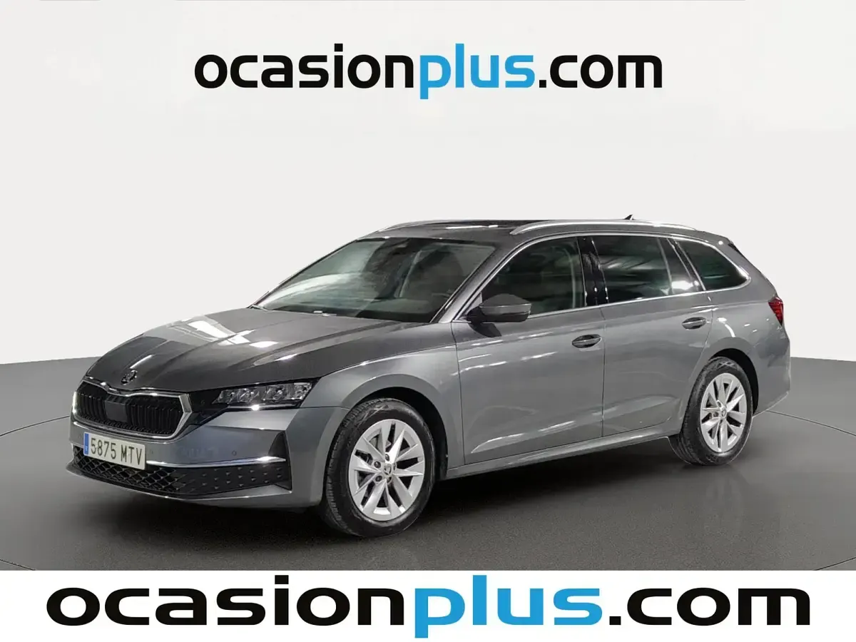 Usado Skoda Octavia 150 CV (110 kW) 2024 Gris Familiar