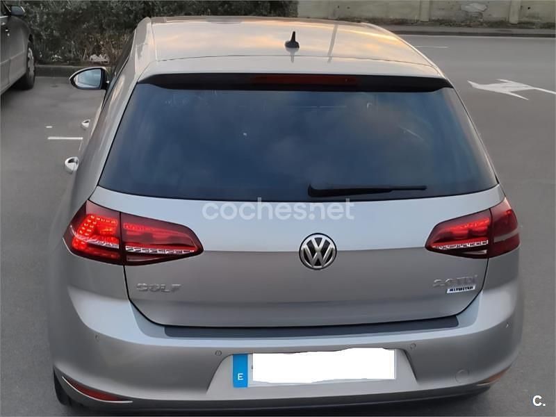 Usado VW Golf VII Sportline 150 CV (110 kW) 2017 Gris / plata Berlina