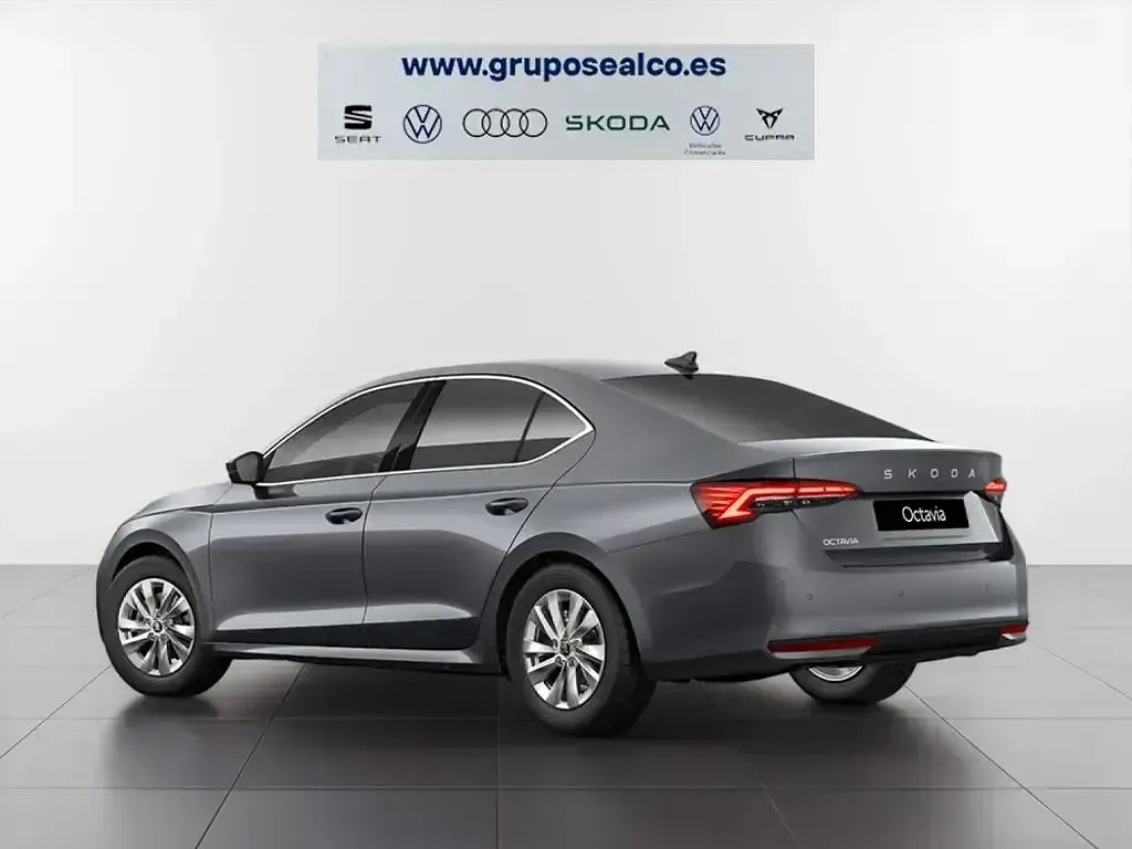 Nuevo Skoda Octavia Selection 150 CV (110 kW) 2026 Gris