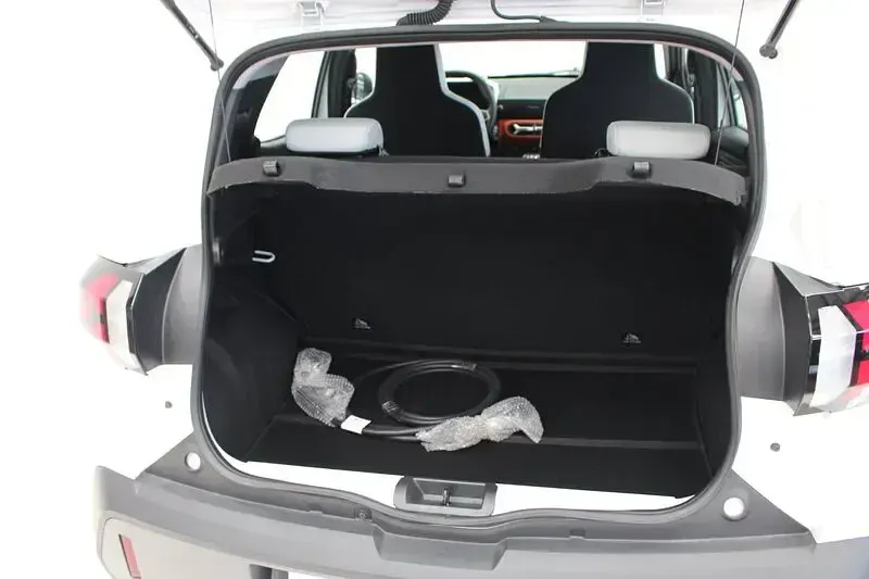 Nuevo Dacia Spring Extreme 47 kW (65 CV) 2025 Blanco Utilitario