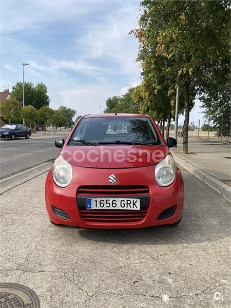 Rojo Usado 2009 Suzuki Alto GL Utilitario | 3800 € (Precio justo) - Imagen 1/4