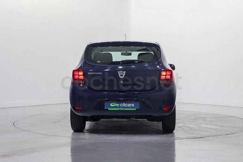 Usado Dacia Sandero Essentiel 100 CV (73 kW) 2020 Azul Berlina