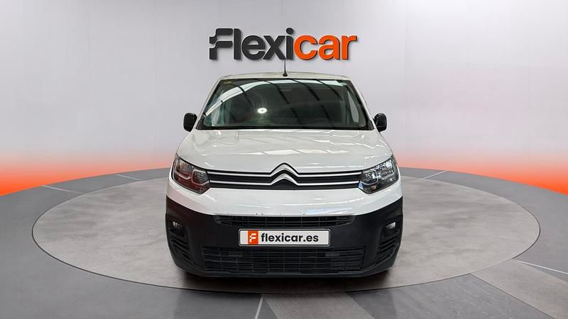 Usado Citroën Berlingo Live 102 CV (75 kW) 2022 Negro Monovolumen