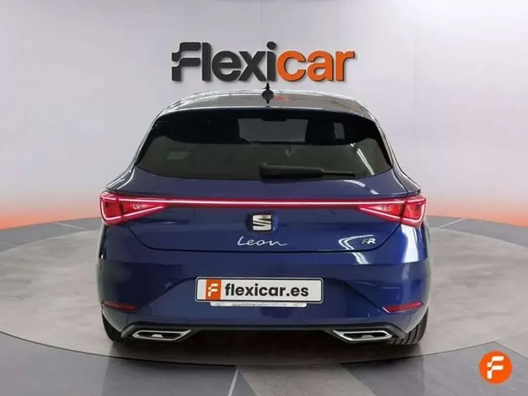Usado Seat Leon ST FR 150 CV (110 kW) 2020 Azul Familiar