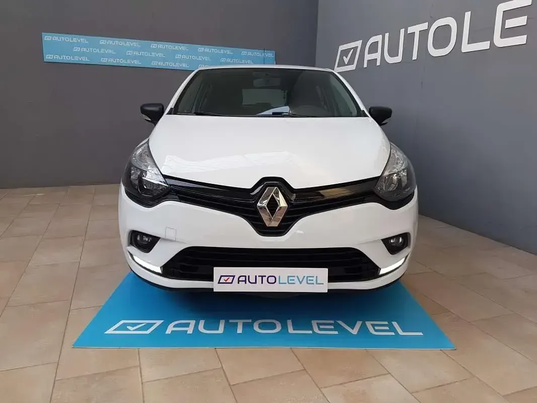 Usado Renault Clio Business 75 CV (55 kW) 2018 Blanco Utilitario
