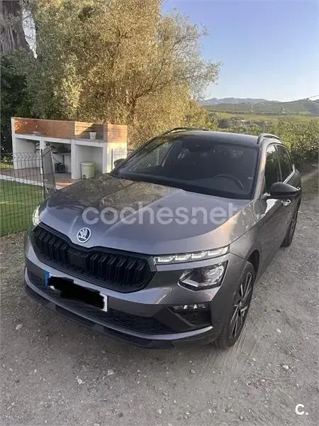 Usado Skoda Kamiq 150 CV (110 kW) 2024 Gris / plata SUV