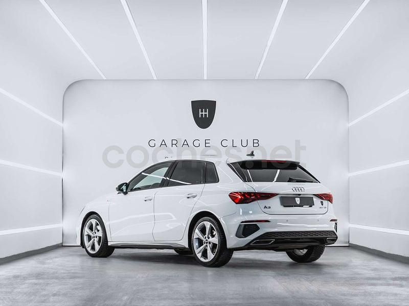 Usado Audi A3 S-Line 116 CV (85 kW) 2021 Blanco Berlina