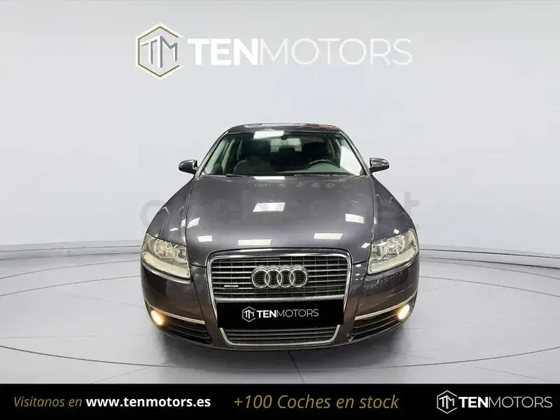 Usado Audi A6 180 CV (132 kW) 2005 Gris / plata Berlina