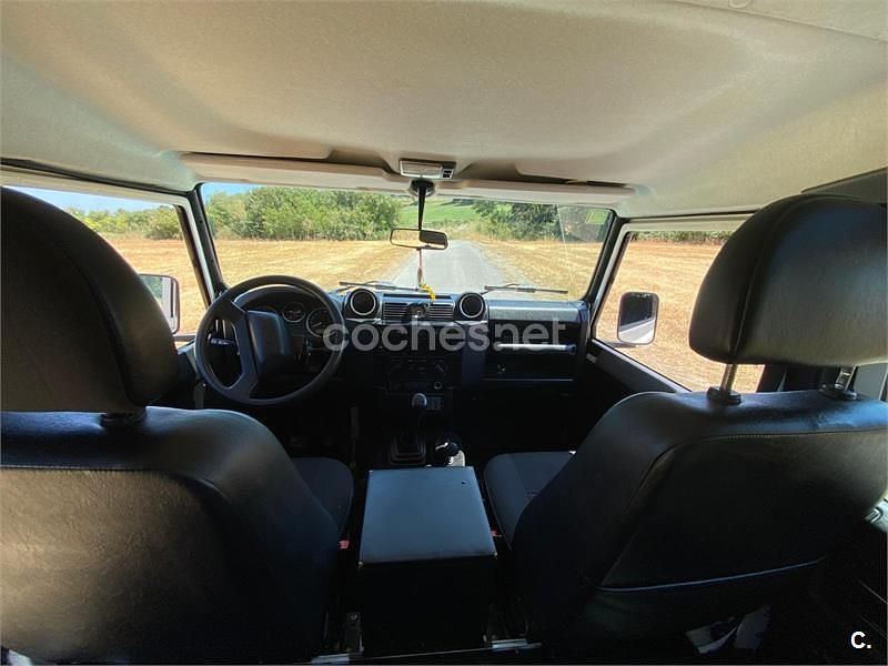 Usado Land Rover Defender S 122 CV (89 kW) 2008 Blanco Familiar