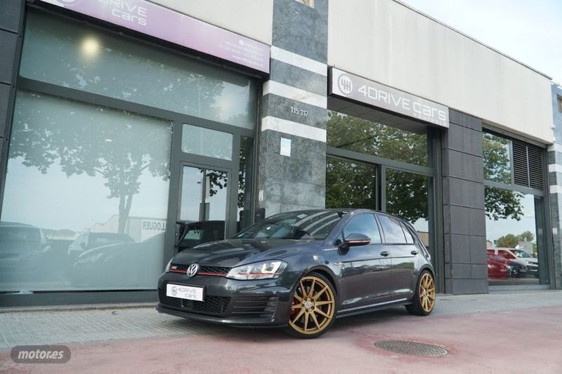 Plateado Usado 2015 VW Golf Alltrack GTI Familiar | 21.900 € - Imagen 1/4