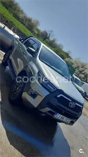Usado Toyota HiLux 204 CV (150 kW) 2021 Gris / plata Pickup/Camioneta