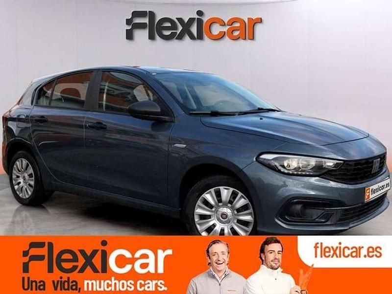 Gris Usado 2024 Fiat Tipo Berlina | 15.990 € (Precio justo) - Imagen 1/4