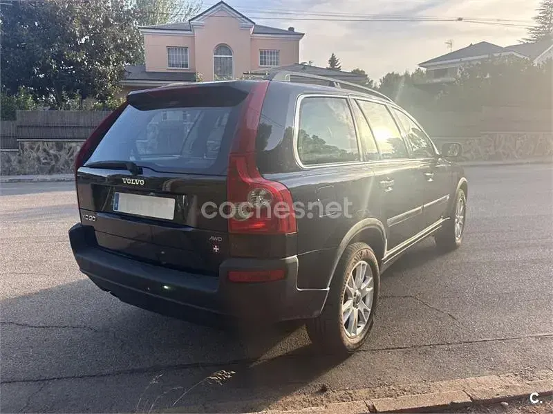 Usado Volvo XC90 Momentum 210 CV (154 kW) 2004 Negro SUV