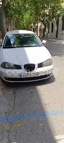 Usado Seat Ibiza 100 CV (73 kW) 2005 Blanco Utilitario