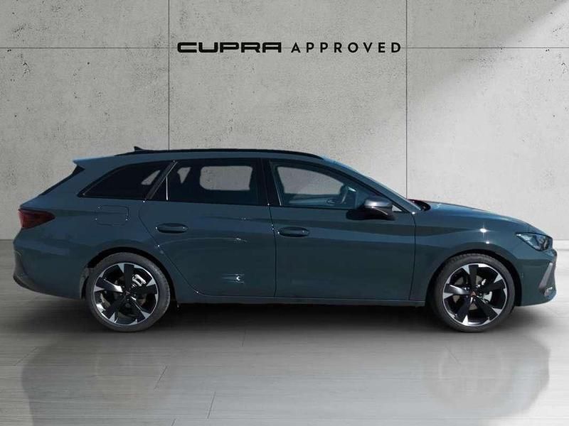 Usado Cupra Leon 150 CV (110 kW) 2024 Azul Familiar