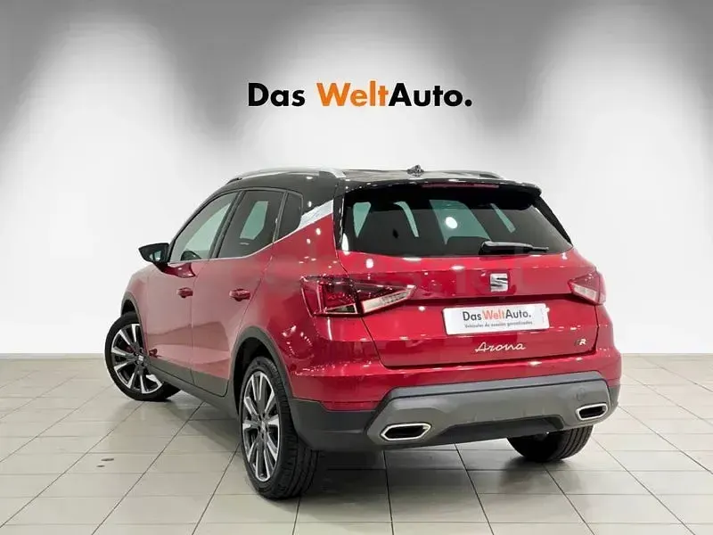 Usado Seat Arona FR 115 CV (84 kW) 2025 Rojo SUV