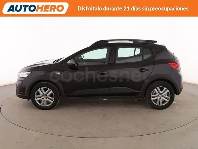 Usado Dacia Sandero Expression 91 CV (66 kW) 2023 Negro Berlina