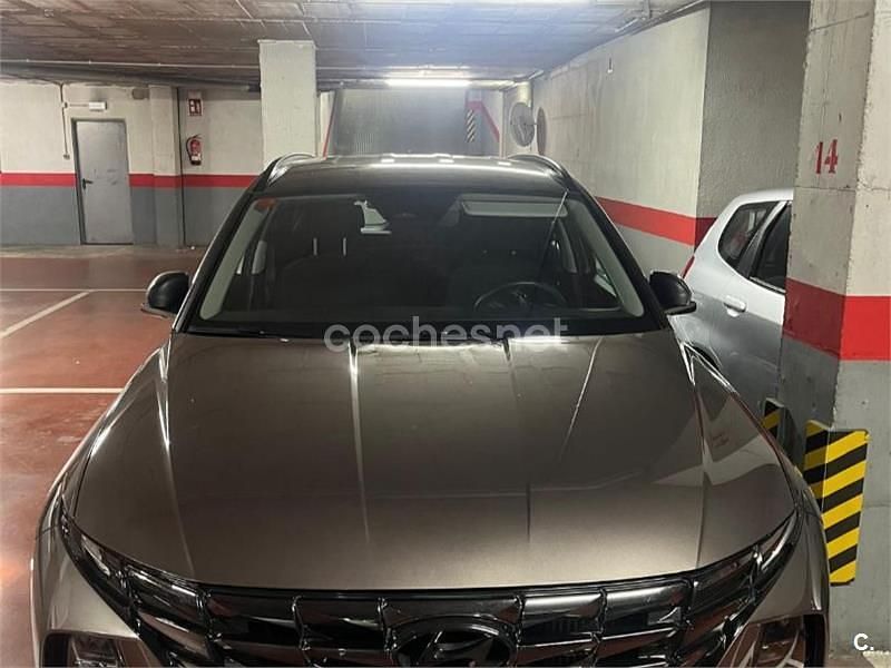 Usado Hyundai Tucson 150 CV (110 kW) 2021 Gris / plata SUV