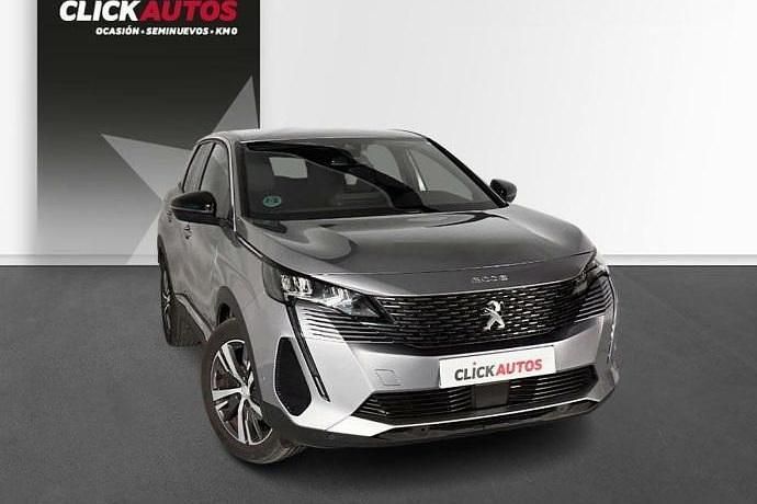 Usado Peugeot 3008 Allure 130 CV (95 kW) 2023 Gris SUV