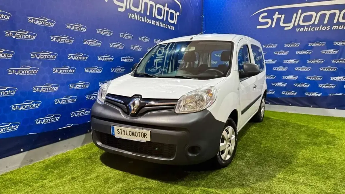 Usado Renault Kangoo 80 CV (58 kW) 2019 Blanco Monovolumen