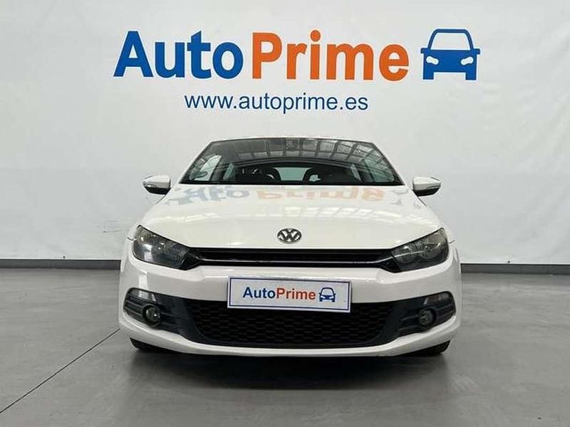 Begagnad VW Scirocco 160 HK (117 kW) 2009 Vit Sportkupé
