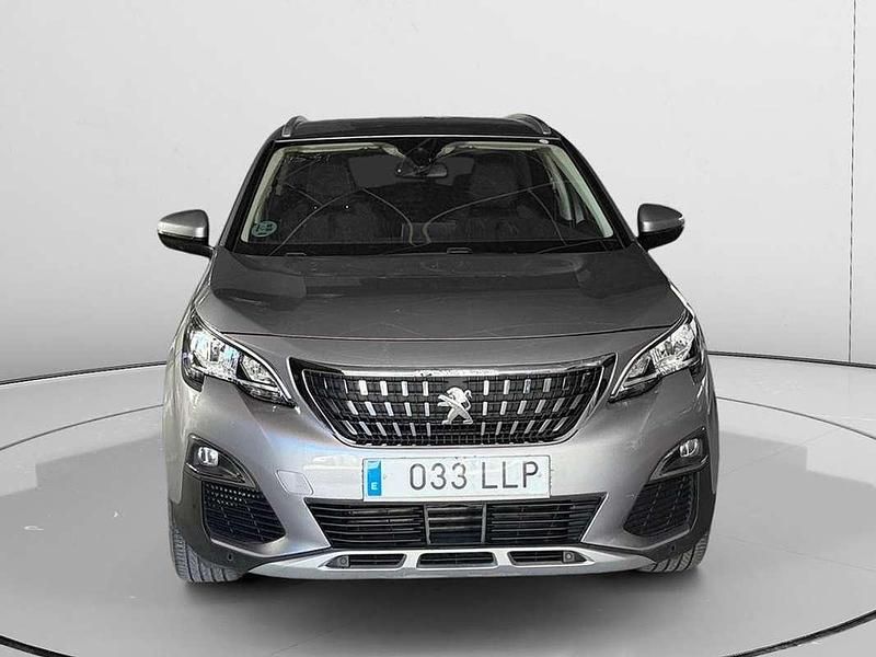Usado Peugeot 3008 Allure 132 CV (97 kW) 2020 Gris SUV