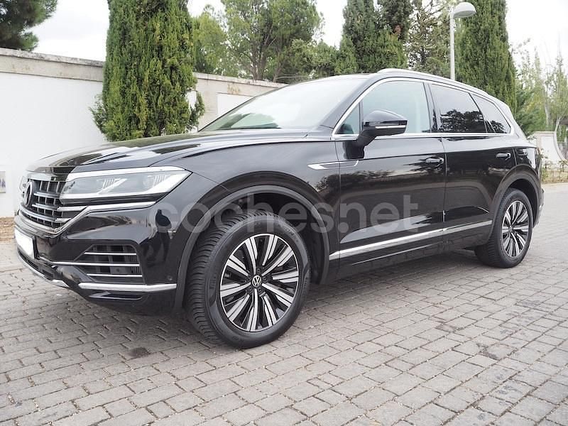 Usado VW Touareg 381 CV (280 kW) 2021 Negro SUV