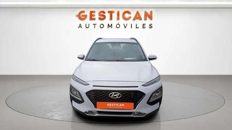 Usado Hyundai Kona 120 CV (88 kW) 2020 Blanco SUV