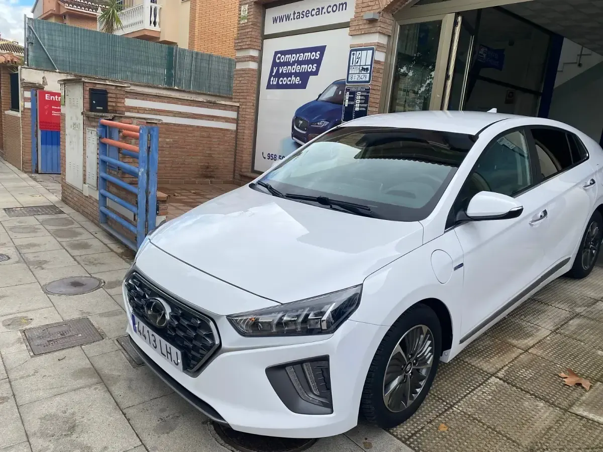 Usado Hyundai Ioniq 141 CV (103 kW) 2020 Blanco Utilitario