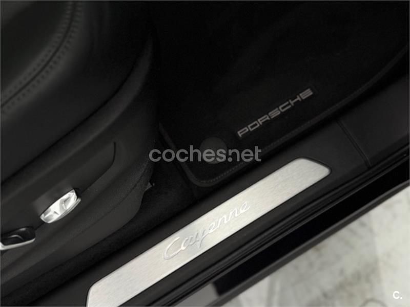 Usado Porsche Cayenne 462 CV (339 kW) 2021 Negro SUV