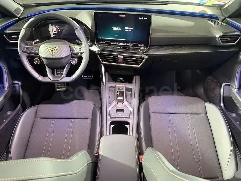 Usado Cupra Formentor 150 CV (110 kW) 2025 Gris / plata SUV