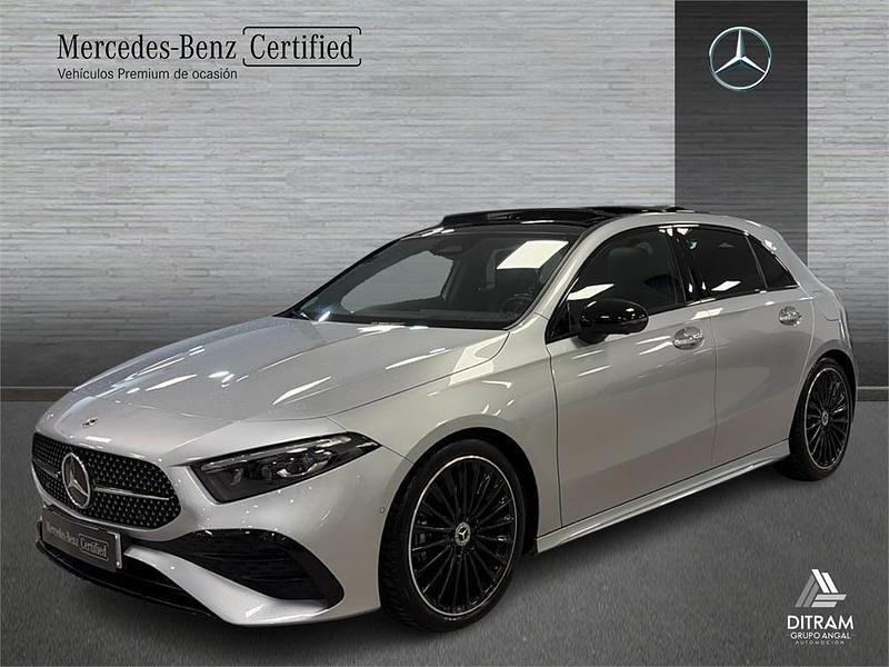 Usado Mercedes A200 AMG line 150 CV (110 kW) 2024 Gris / plata Berlina