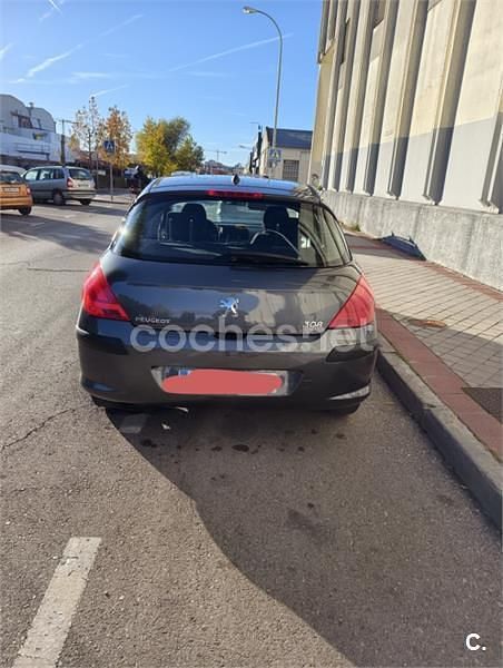 Gris / plata Usado 2008 Peugeot 308 Sport Berlina | 4800 € (Buen precio) - Imagen 1/4