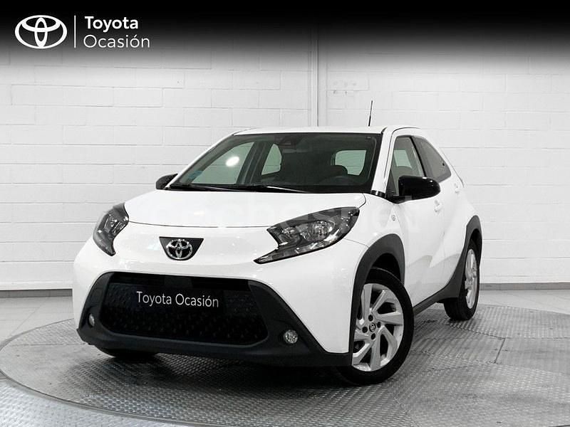 Blanco Usado 2022 Toyota Aygo Utilitario | 15.400 € (Un poco caro) - Imagen 1/4