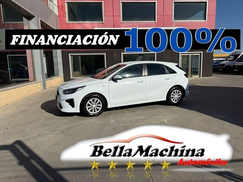 Blanco Usado 2020 Kia Ceed Utilitario | 12.950 € (Caro) - Imagen 1/4