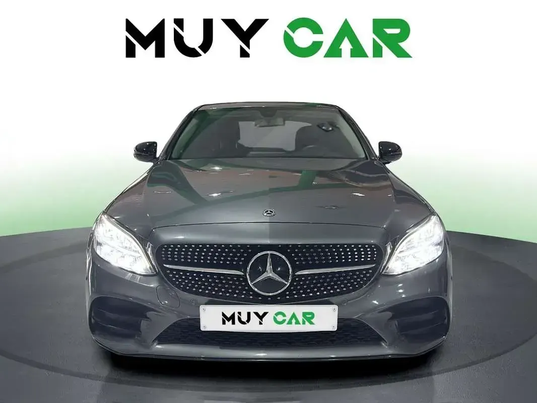 Usado Mercedes C220 194 CV (142 kW) 2018 Gris Berlina