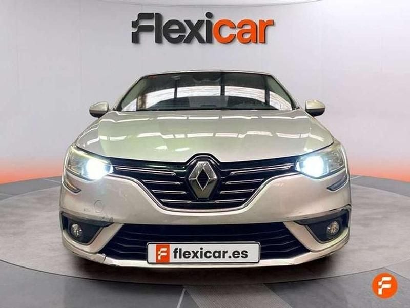 Usado Renault Mégane IV Zen 110 CV (80 kW) 2017 Gris Utilitario