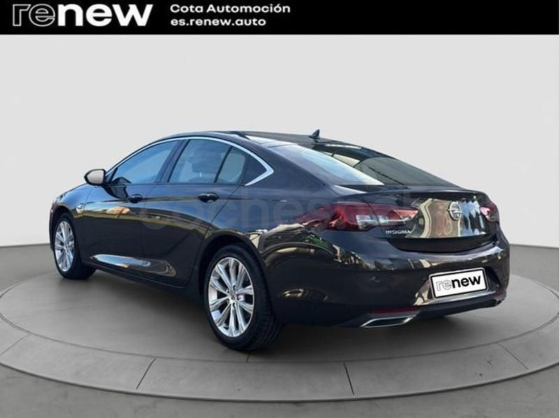 Usado Opel Insignia Business Elegance 174 CV (127 kW) 2021 Gris / plata Berlina