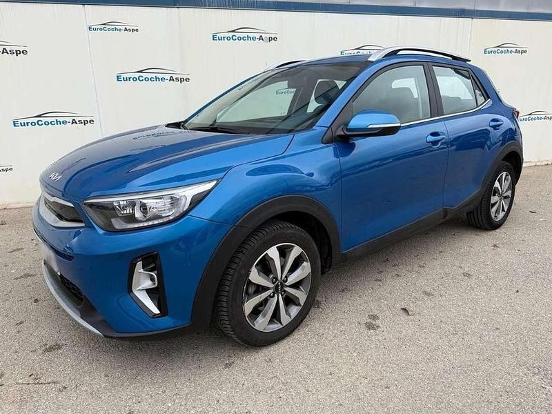 Azul Usado 2024 Kia Stonic SUV | 18.800 € (Caro) - Imagen 1/4
