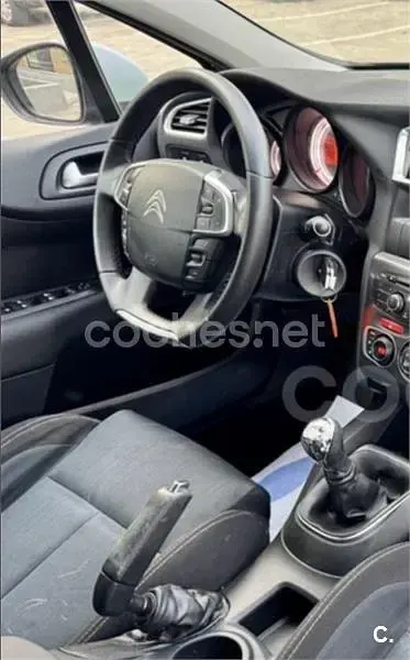 Usado Citroën C4 114 CV (83 kW) 2013 Gris / plata Berlina