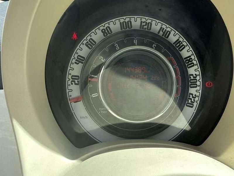 Usado Fiat 500 Lounge 69 HP (50 kW) 2012 Branco Sedan