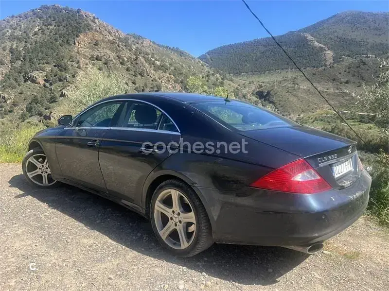 Usado Mercedes CLS350 272 CV (200 kW) 2005 Azul Coupe