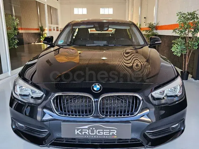 Usado BMW 118 Advantage 136 CV (100 kW) 2017 Negro Berlina